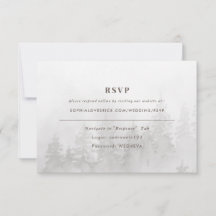 Evergreens im Fog Forest in Grey Online UAWG