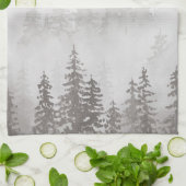 Evergreens im Forest Foggy Mountain in Gray Geschirrtuch (Gefaltet)