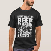 Every Beep Matters – Alert & Devoted T-Shirt (Vorderseite)