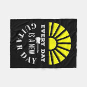 Everyday Is A New Guitar Day Funny Quote Guitarist Fleecedecke (Vorderseite (Horizontal))