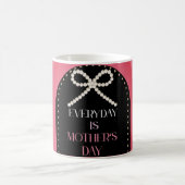 Everyday is Mothers Day Elegance Pink Bow Mug Kaffeetasse (Mittel)