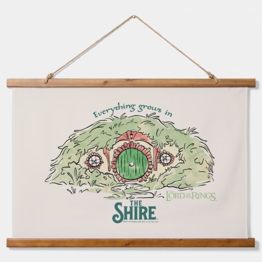 Everything Grows in THE SHIRE™ Wandteppich Mit Holzrahmen (Vorne)