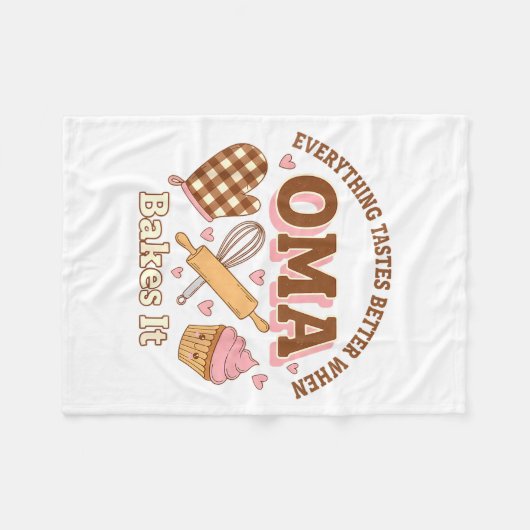 Everything Tastes Better When Oma Bakes It Mother' Fleecedecke (Vorderseite (Horizontal))