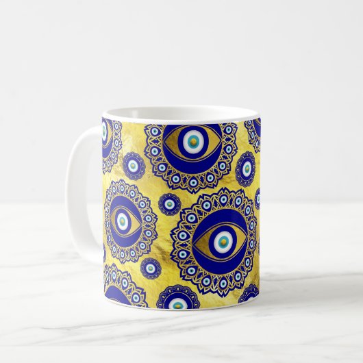 Evil Eye Charm-Ziermuster Kaffeetasse (Vorderseite Links)