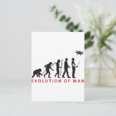 Evolution des Mannes, der die Drohne kontrolliert Postkarte (Stehend Vorderseite)