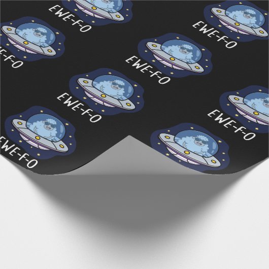 Ewe-F-O Funny UFO Pun Dark BG Geschenkpapier (Ecke)