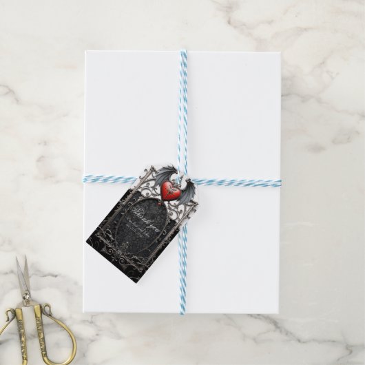 Ewige Gelübde unter Mitternachtsflügeln.  Geschenkanhänger (Mit Garn)