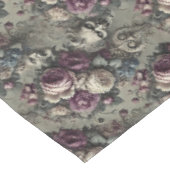 Ewige Konflikte – Gothic Medium Pattern Tischdecke (Schrägansicht)