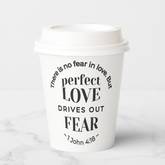 Ewige Liebe - 1 John 4:18 Biokunst Zitat Kunst Pappbecher (Vorderseite)