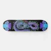 Ewigkeit des Osterdrachen Skateboard (Horizontal)