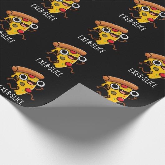 Exer-Slice Funny Pizza Pun Dark BG Geschenkpapier (Ecke)