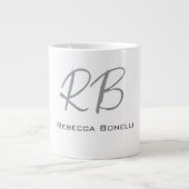 Exklusive Einziges Weißgraues Monogramm Modernes Jumbo-Tasse (Vorderseite)