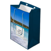 Exotic Beach Tropical Island Paradise Geburtstag Mittlere Geschenktüte (Vorderseite Schrägansicht)