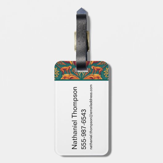 Exotic Safari TapestPattern - The White Lotus Gepäckanhänger (Rückseite vertikal)