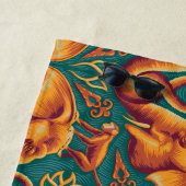 Exotic Safari TapestPattern - The White Lotus Strandtuch (Beispiel)