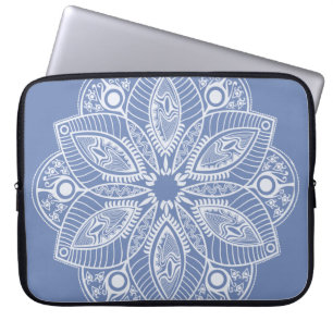 Exotic White Mandala auf Beige Hintergrund Laptopschutzhülle