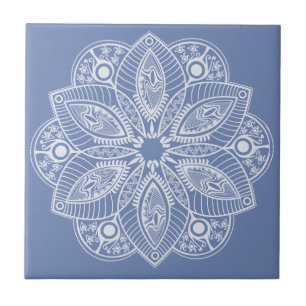 Exotic White Mandala auf Blue Background Fliese