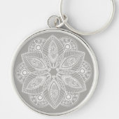 Exotic White Mandala auf grauem Hintergrund Schlüsselanhänger (Vorne)