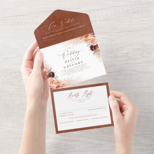Exotische Hochzeit mit Terracotta-Blume und Pampas All In One Einladung (Abreißen)