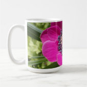 exotische lila Blume, Makro-Foto - Kaffeetasse (Links)