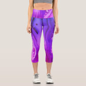Exotischer Lila Marmor Capri Leggings (Vorderseite)
