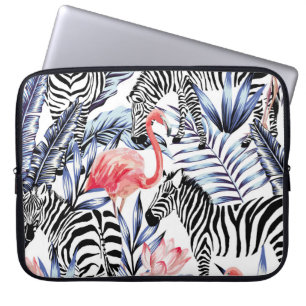 Exotischer rosa Flamingo, Zebra auf Hintergrund So Laptopschutzhülle