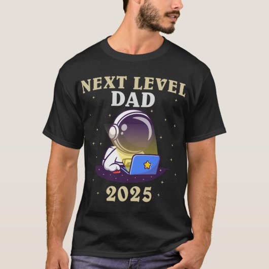 Expectant Pater NEXTS LEVEL PAPA 2025 Funny Vater T-Shirt (Vorderseite)
