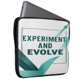Experiment und Entwicklung Laptopschutzhülle (Vorne Rechts)
