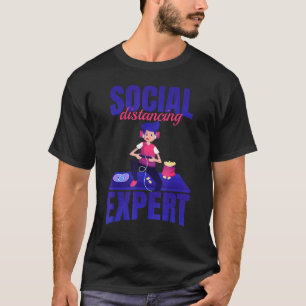 Experte für soziale Distanzierung - PC-Gaming-Vide T-Shirt