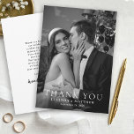 Exquisite Elegance Wedding Foto Vielen Dank Dankeskarte<br><div class="desc">Einführen in unsere exquisite Elegante Schwarz-Weiß-Foto Hochzeit Dankeschön-Karte. Dieses raffinierte und zeitlose Design spiegelt perfekt das Wesen Ihres besonderen Tages wider und drückt Ihren Freunden und Lieben Dankbarkeit aus. Mit viel Liebe zum Detail, mit einem Beispiel-Platzhalter-Foto in ausgeklügeltem Schwarz/Weiß, werden Ihre Dankeschön-Karten einen bleibenden Eindruck hinterlassen. An der Spitze dieses...</div>