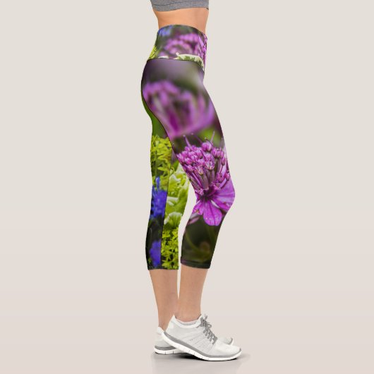 Exquisite Magie der Blüten #1 Capri Leggings (Rechts)