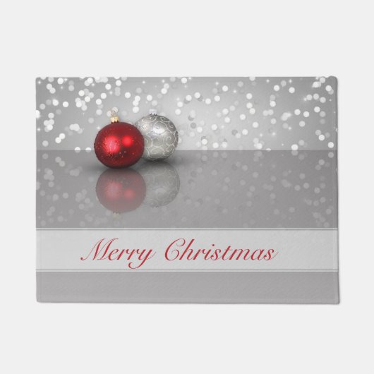 Exquisite Red and Silver Christmas Tree Balls Fußmatte (Vorderseite)
