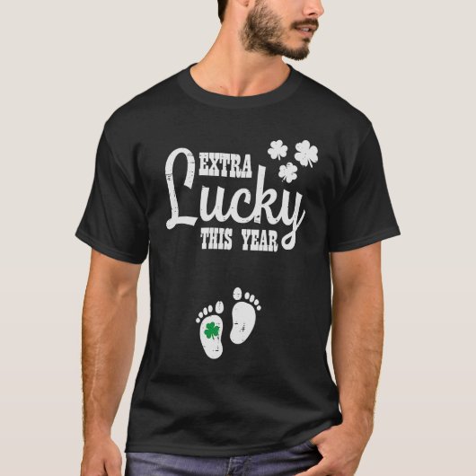 Extra Glück in diesem Jahr St Patricks Pregnancy A T-Shirt (Vorderseite)