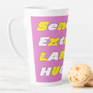 Extra Large Hugs Design rosa-gelbe Grafik Milchtasse