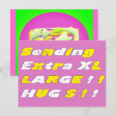 Extra Large Hugs Design rosa-gelbe Grafik Postkarte (Vorne/Hinten)