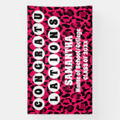 Extra Large Pink Leopard Print 2024 Abschluss Banner (Vertikal)