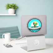 Extra-Terrestriale Alien im UFO Aufkleber (Laptop auf Schreibtisch)