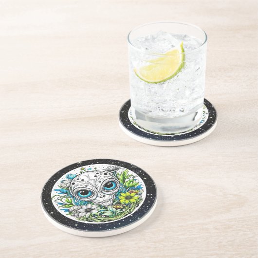 Extraterrestrial Alien in Flowers Getränkeuntersetzer (Seite)