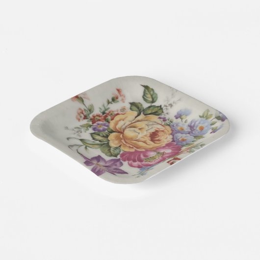 Extravagant Pappteller (Gewinkelt)