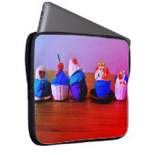 Extravagante Cupcakes Laptopschutzhülle (Vorne Rechts)