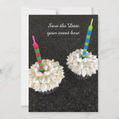 Extravagante Cupcakes mit Kerzen Save the Date Magneteinladung (Vorderseite)
