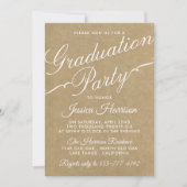 Extravagante Kraft Typografy Graduation Party Einladung (Vorderseite)