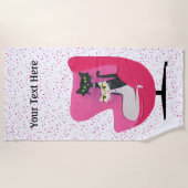 Extravagante Schwarz-weiße Katzen im Mittelalter S Strandtuch (Vorderseite)