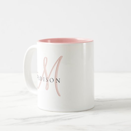 Extravagante Stilftige Blush Pink-Schattenmonogram Zweifarbige Tasse (Vorderseite Links)