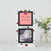 EXTRAVAGANTE WIRBEL BABY GIRL MONOGRAM, rubinweiß Ankündigung (Stehend Vorderseite)