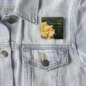 Extravaganter Gelbrosenknopf Button (Beispiel)