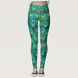Extravaganter Pfau versieht alle vorbei mit Federn Leggings