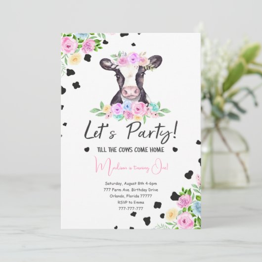 Extravaganter Schriftart Kuh Geburtstag Einladung (Stehend Vorderseite)