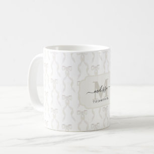 Extravaganter weißer Bogen Mit Monogramm Kaffeetasse