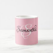Extravagantes, benutzerdefiniertes rosa Farbmonogr Kaffeetasse (Mittel)